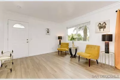  194 Avenida Descanso #A, Oceanside, CA 92057 - Photo 6