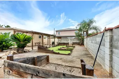  370 Wisconsin Ave, El Cajon, CA 92020 - Photo 38