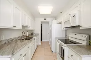 1750 Avenida Del Mundo, Coronado, CA 92118 - Photo 20