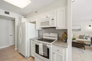 1750 Avenida Del Mundo, Coronado, CA 92118 - Photo 20