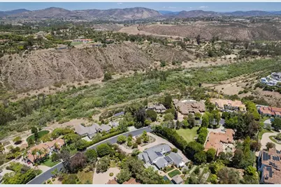  6056 Calle Camposeco, Rancho Santa Fe, CA 92067 - Photo 52
