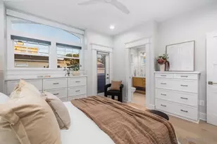 943 F Ave, Coronado, CA 92118 - Photo 18