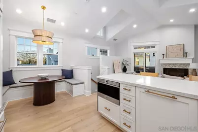  943 F Ave, Coronado, CA 92118 - Photo 2