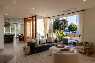 5140 Los Robles Dr, Carlsbad, CA 92008 - Photo 2