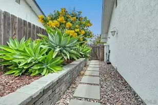 6880 Wallsey Dr, San Diego, CA 92119 - Photo 50