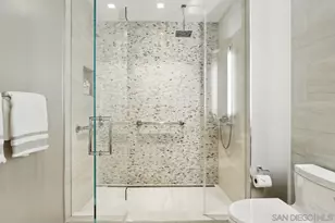 888 W E St, San Diego, CA 92101 - Photo 30