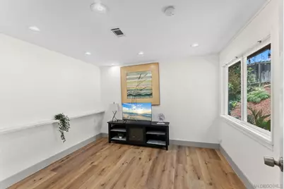  10111 Cliffwood Dr, La Mesa, CA 91941 - Photo 16