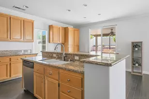 25331 Chesterfield Ln, Wildomar, CA 92595 - Photo 16