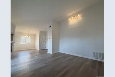  400 Sea Cliff #402, Oceanside, CA 92056 - Photo 4