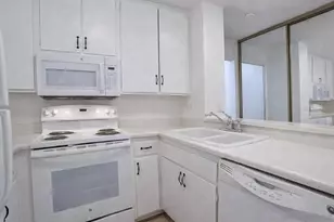 1775 Diamond, San Diego, CA 92109 - Photo 8