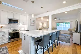 1221 4th St, Coronado, CA 92118 - Photo 12
