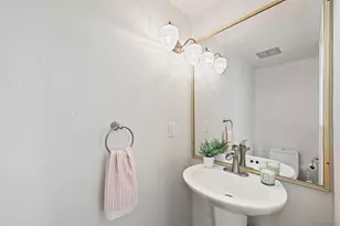 8745 Caminito Sueno, La Jolla, CA 92037 - Photo 18