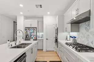 15681 Rennyson Way, San Diego, CA 92127 - Photo 6
