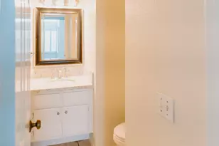 645 Paseo Rio, Vista, CA 92081 - Photo 16