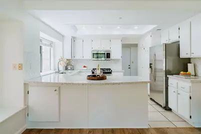  645 Paseo Rio, Vista, CA 92081 - Photo 12