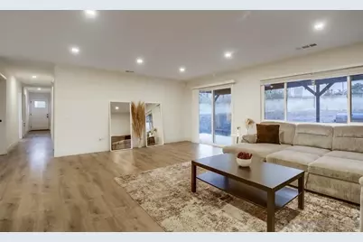  6964 Mount Vernon St, Lemon Grove, CA 91945 - Photo 8