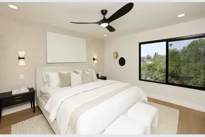  9948 Courtyard Dr, San Diego, CA 92131 - Photo 22