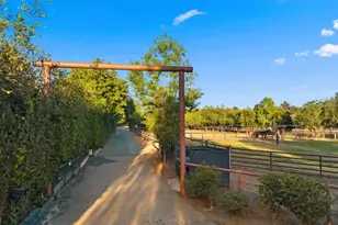 20751 Sutherland Dam Rd, Ramona, CA 92065 - Photo 4