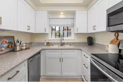  12204 Rancho Bernardo Rd #B, San Diego, CA 92128 - Photo 8