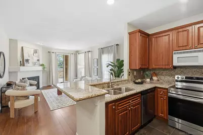  550 Camino De La Reina #107, San Diego, CA 92108 - Photo 8
