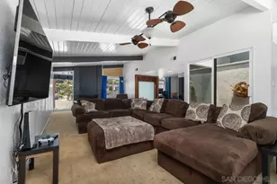 2550 Aster, San Diego, CA 92109 - Photo 2