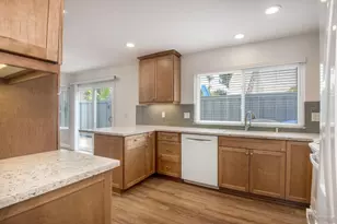 3532 Woodland Way, Carlsbad, CA 92008 - Photo 4