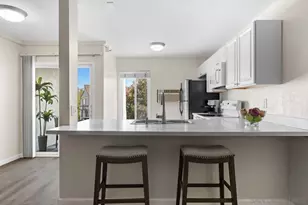 7508 Parkway Dr, La Mesa, CA 91942 - Photo 6