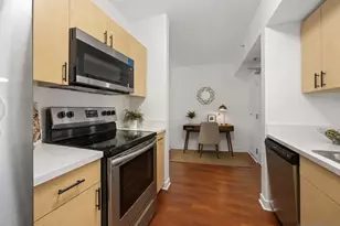 425 W Beech St, San Diego, CA 92101 - Photo 10