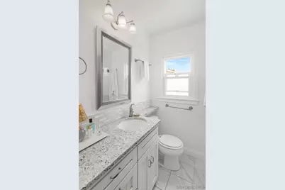  736-38 I, Coronado, CA 92118 - Photo 24