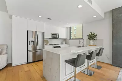  800 The Mark Ln #406, San Diego, CA 92101 - Photo 1