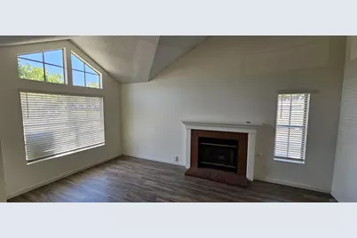  7505 Bannister Ln, San Diego, CA 92126 - Photo 4