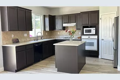  31617 Pompei, Winchester, CA 92596 - Photo 6