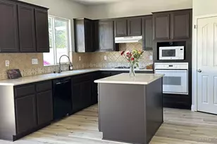 31617 Pompei, Winchester, CA 92596 - Photo 6