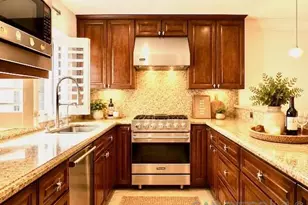 7911 Caminito Del Cid, La Jolla, CA 92037 - Photo 16