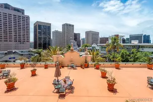 702 Ash St, San Diego, CA 92101 - Photo 14