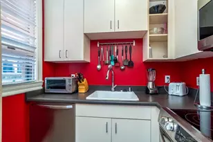 702 Ash St, San Diego, CA 92101 - Photo 20