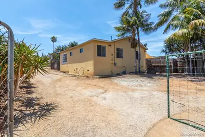  2840 Ridgeway Dr, National City, CA 91950 - Photo 4