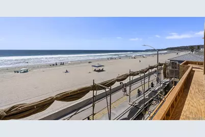  701 W Sunset Ct, San Diego, CA 92109 - Photo 22
