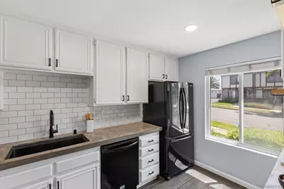  9306 W Heaney Cir, Santee, CA 92071 - Photo 8