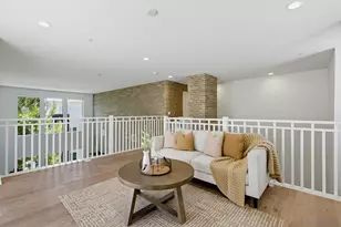 8442 Distinctive Dr, San Diego, CA 92108 - Photo 32