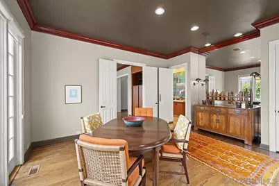  7612 Hillside Dr, La Jolla, CA 92037 - Photo 14