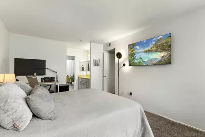  355 N Melrose Dr #E, Vista, CA 92083 - Photo 24