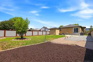 760 E J, Ontario, CA 91764 - Photo 24
