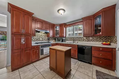  819 Brucker, Spring Valley, CA 91977 - Photo 2