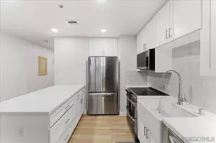 1150 J, San Diego, CA 92101 - Photo 6