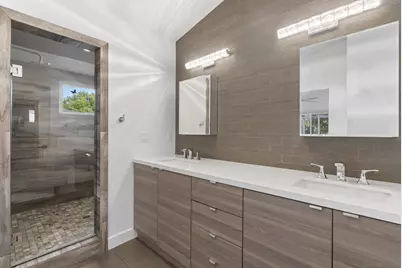  2554 San Anselmo St, San Diego, CA 92109 - Photo 16