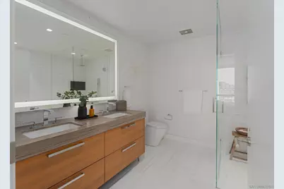  888 W E Street #1901, San Diego, CA 92101 - Photo 16