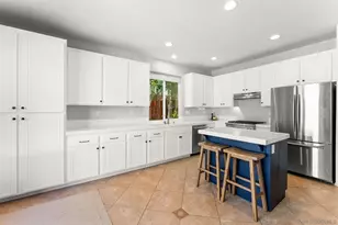 695 Feather Dr, San Marcos, CA 92069 - Photo 4
