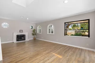  705 Sunningdale, Oceanside, CA 92057 - Photo 14