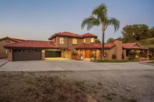 24922 Terreno Dr, Temecula, CA 92590 - Photo 48